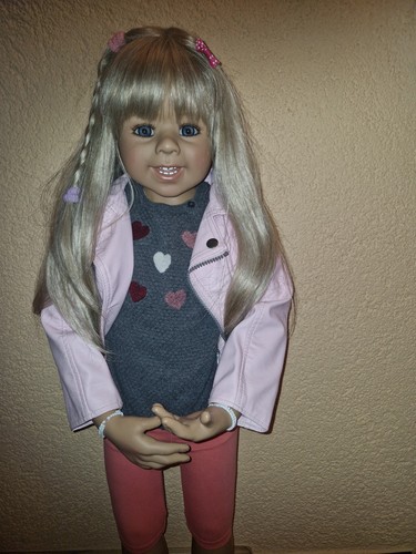 Monika levenig ginni gelenke - monika,